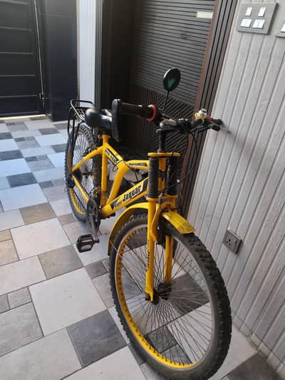 Yellow Super Jaguar Gear Cycle with Rear Carrier condition 10/8