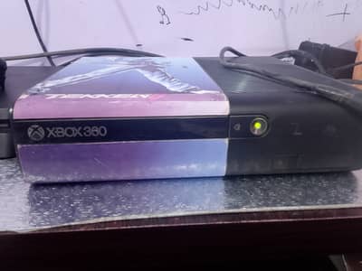Xbox 360 500 gb jb with 80 games