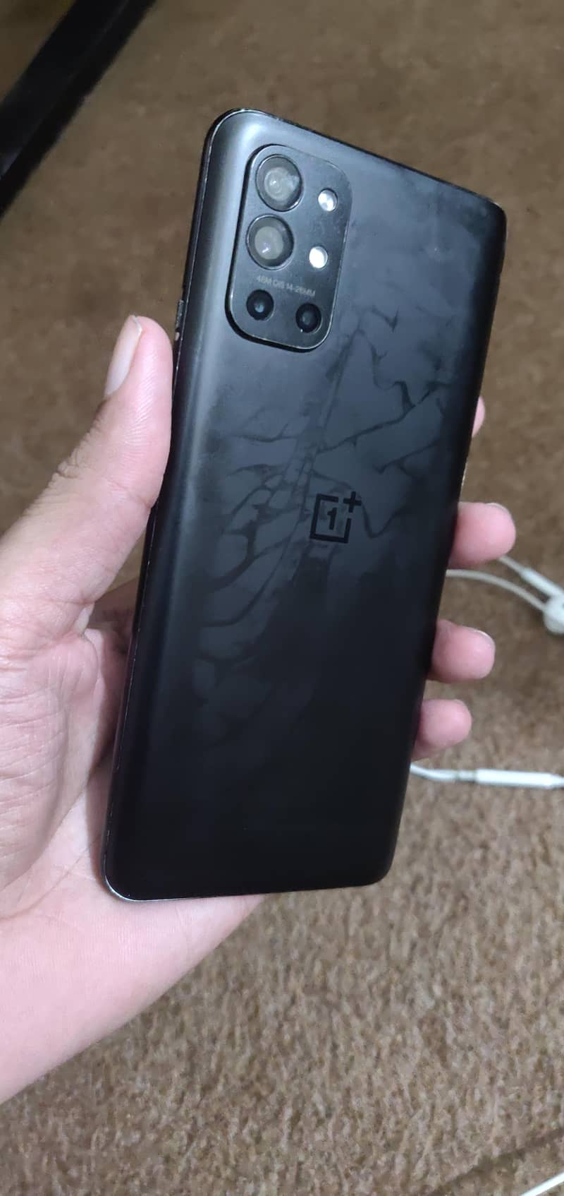 One Plus 9R 1
