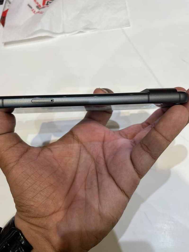 Google Pixel 8 3