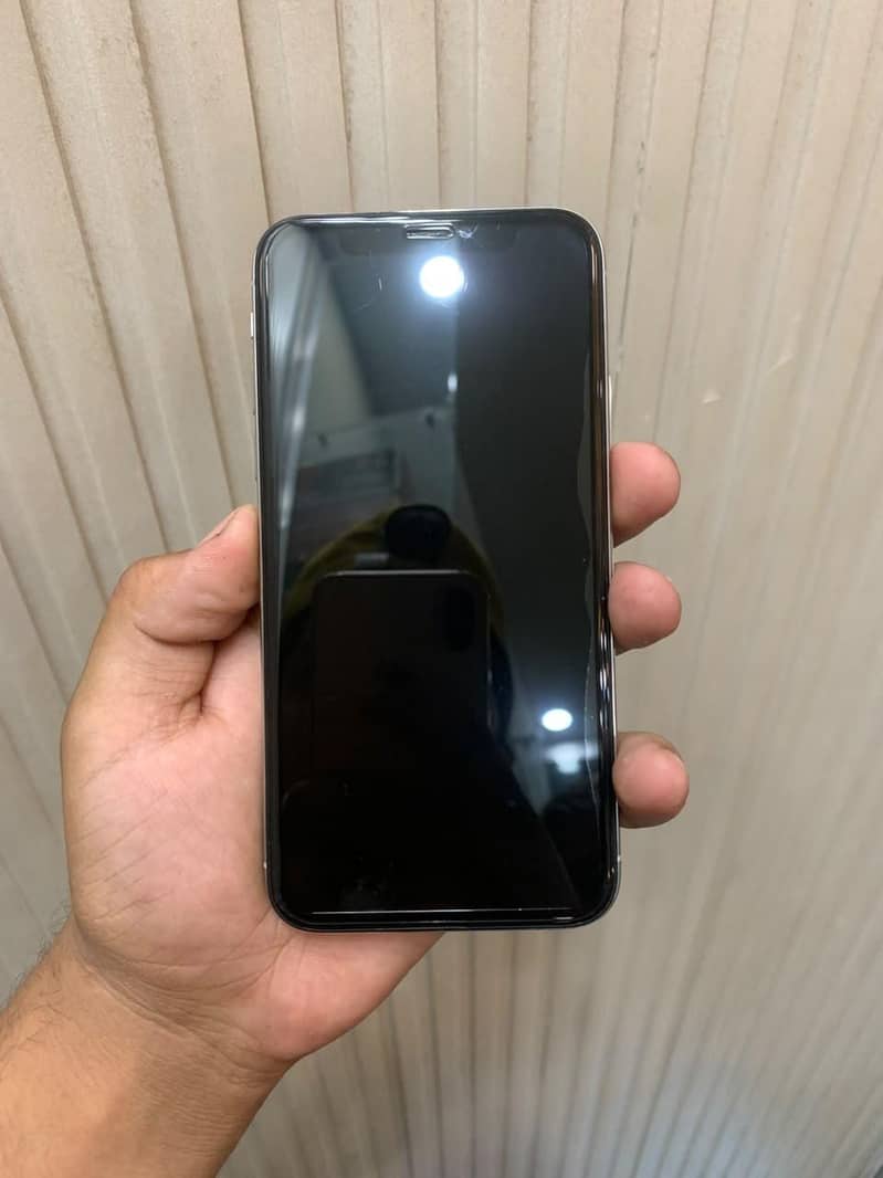 Apple iPhone X 0