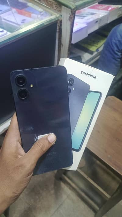 Samsung Mobile A06
