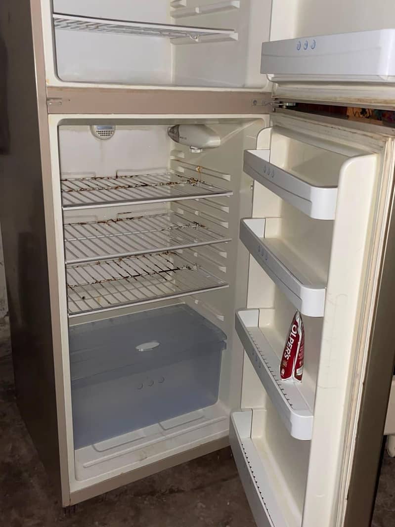 Refrigerator 1