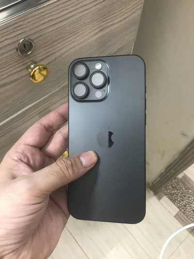 Apple iPhone 16 Pro Max