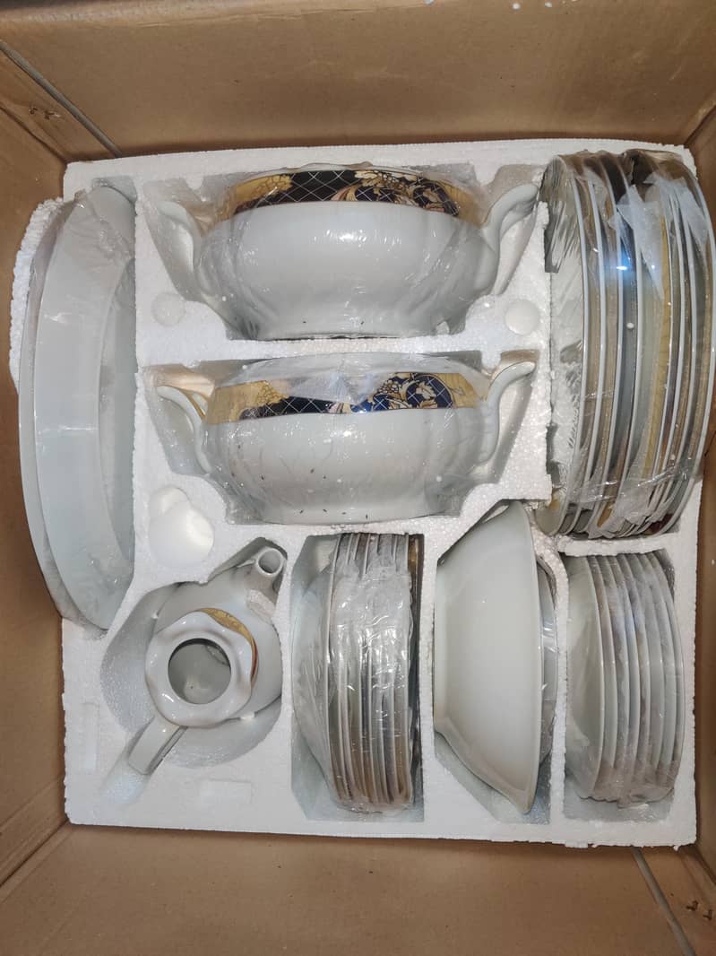 2 Dinner set/ 78pcs 5