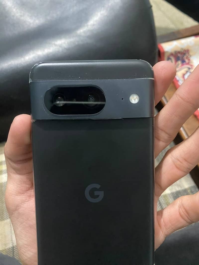 Google Pixel 8 7