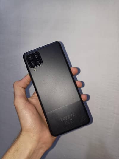 Samsung A12