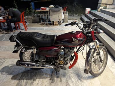 Honda CG125cc / Red | Low Mileage | Excellent Condition