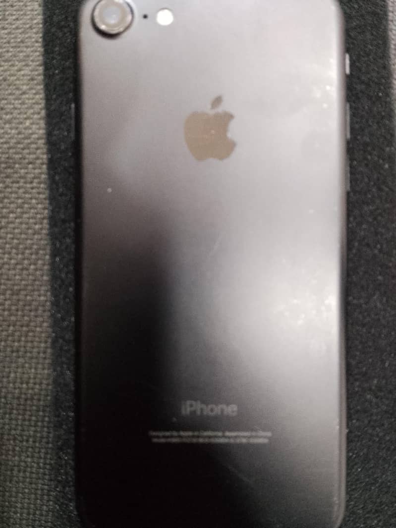 Apple iPhone 7 5