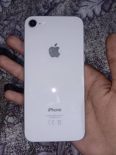 Apple iPhone 8