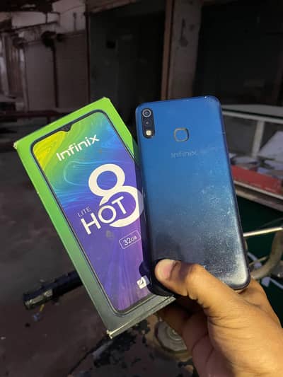 Infinix Hot 8 Lite 2gb 32gb