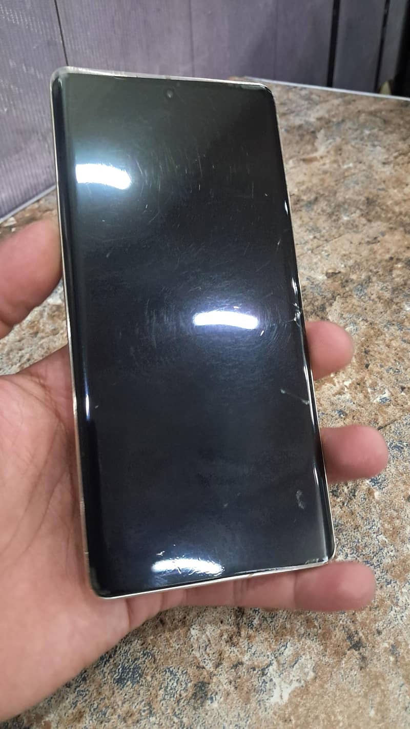 Google Pixel 7 Pro 4