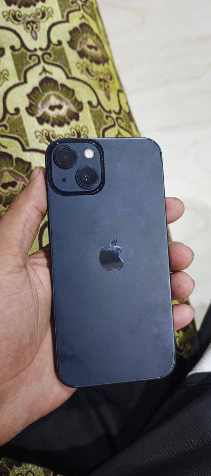 Apple iPhone 13 1