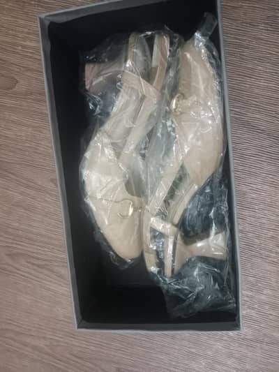 sandal for sale ,