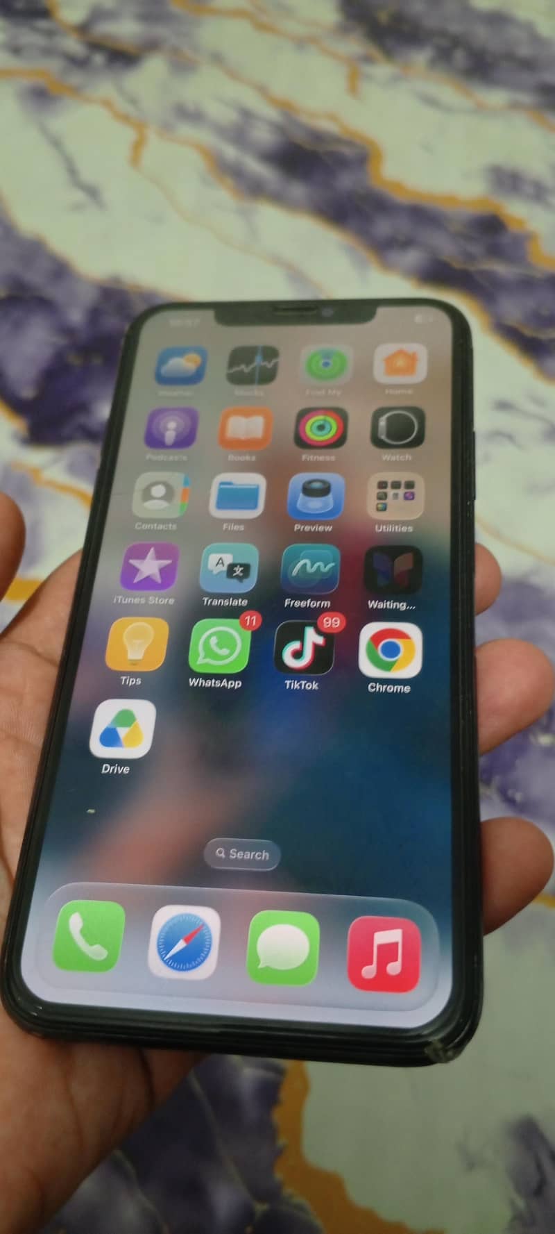 Apple iPhone 11 Pro Max 6