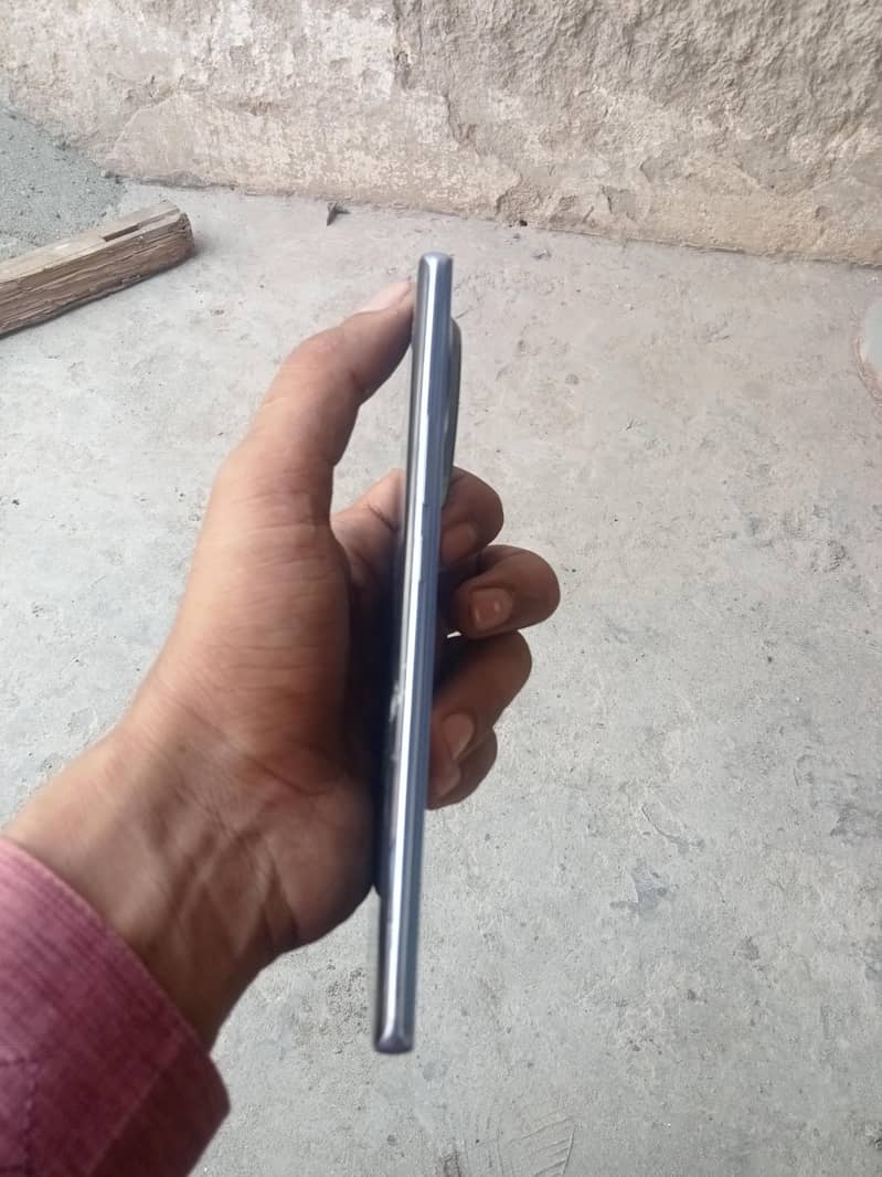 Tecno CAMON 30S 3