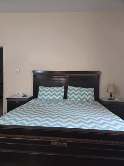 Bed Set with 2 Side Drawers