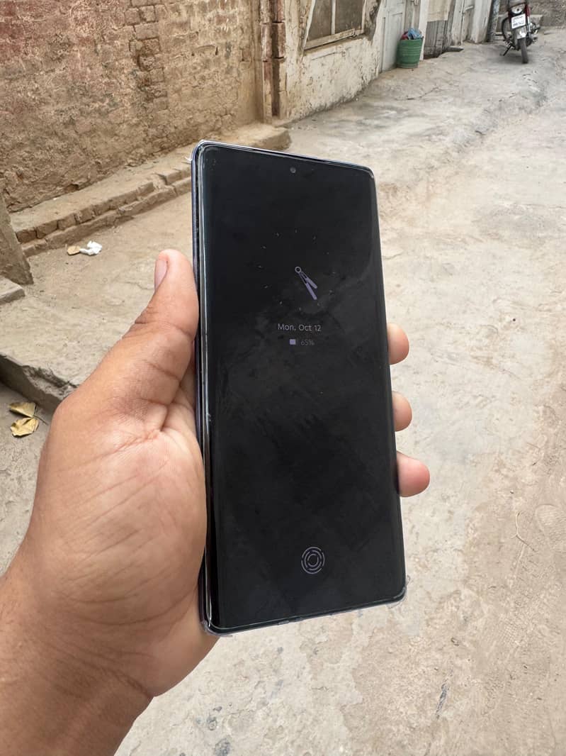 Tecno CAMON 30S 3