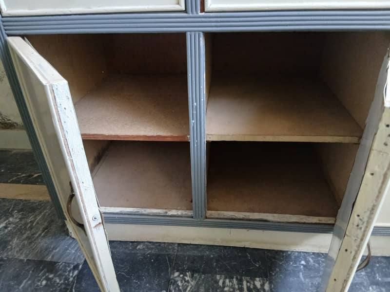 4 door Rack 1