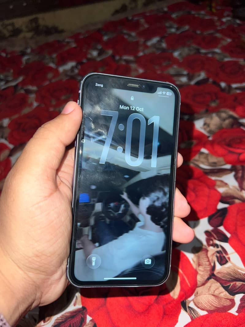 Apple iPhone 11 1