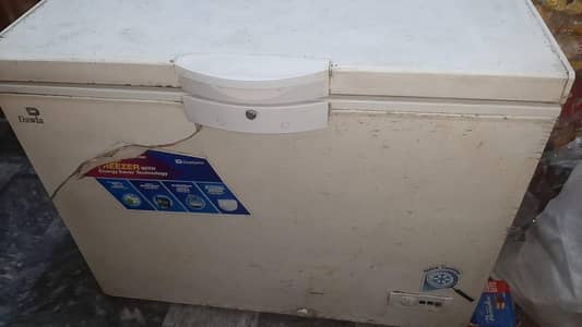 Dawlance single door deep