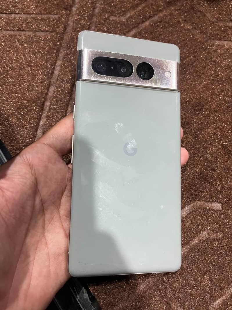 Google Pixel 7 Pro 2