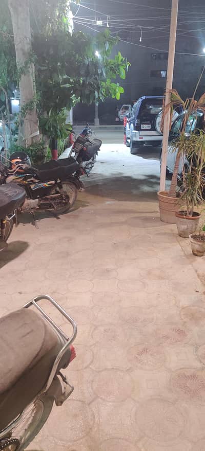 main road basement for rent Comerical Gulistan e Johar