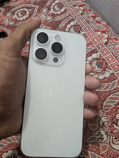 Apple iPhone 15 Pro