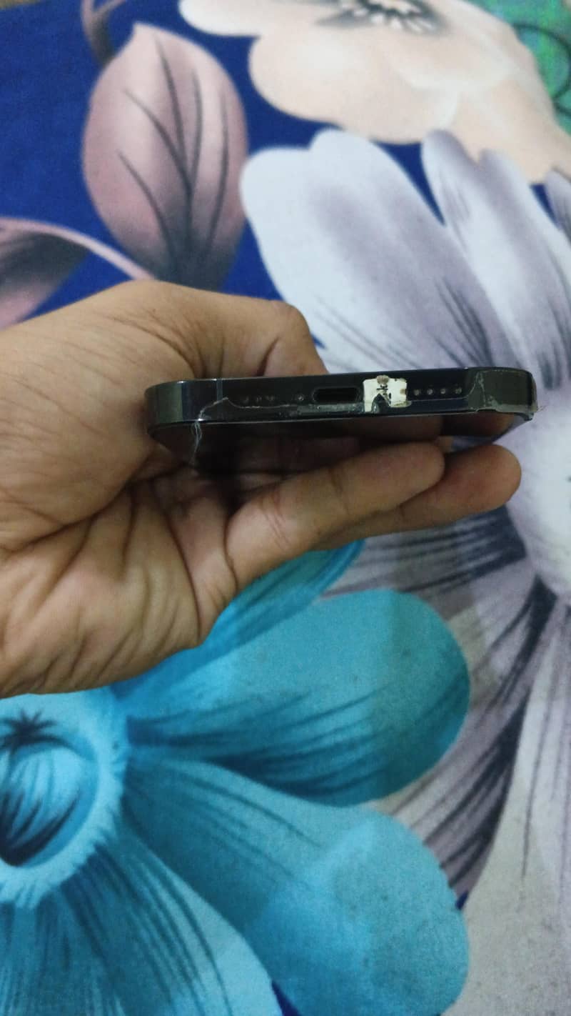 Apple iPhone 14 Pro 3