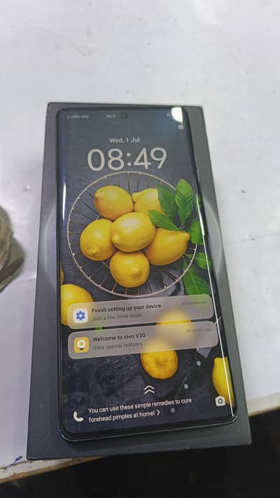 Vivo V30