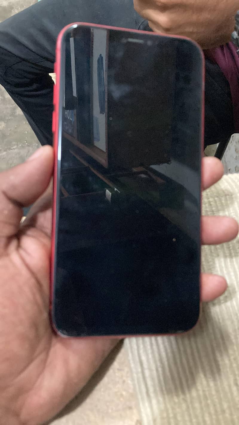 Apple iPhone 11 3