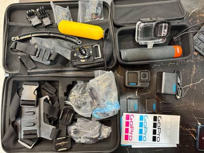 Gopro hero 13 special bundle kit with original waterproof case acc