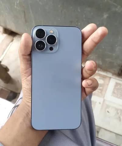 iphone 13Pro Max factory Unlock 84 battery Health 10by10