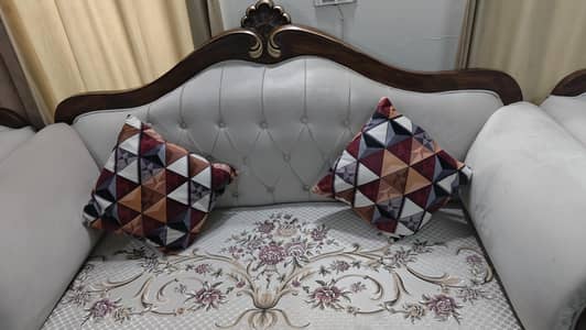7 seater sofa set for sale 10/10 very good condition