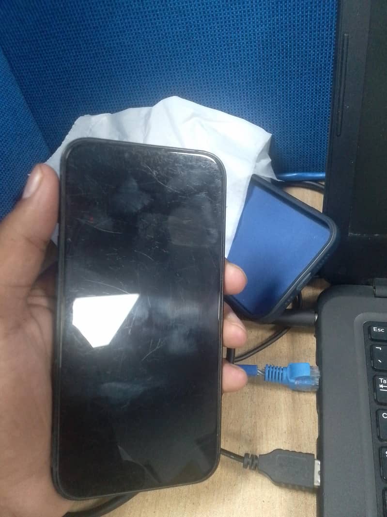Apple iPhone 13 1