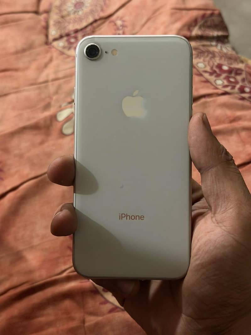 Apple iPhone 8 0