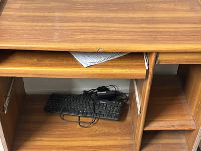 Computer / Study table
