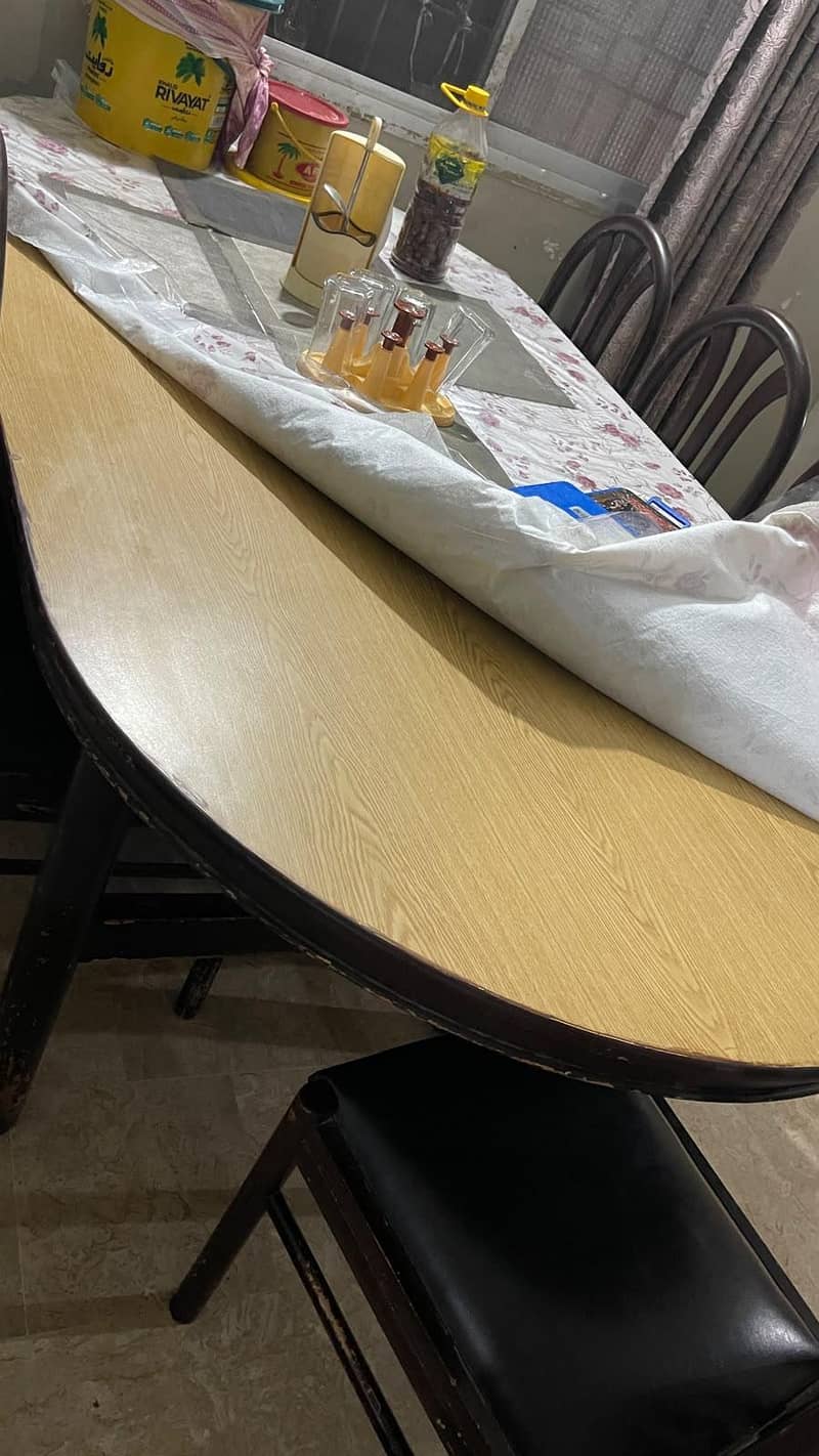 Dining table with six seats 5