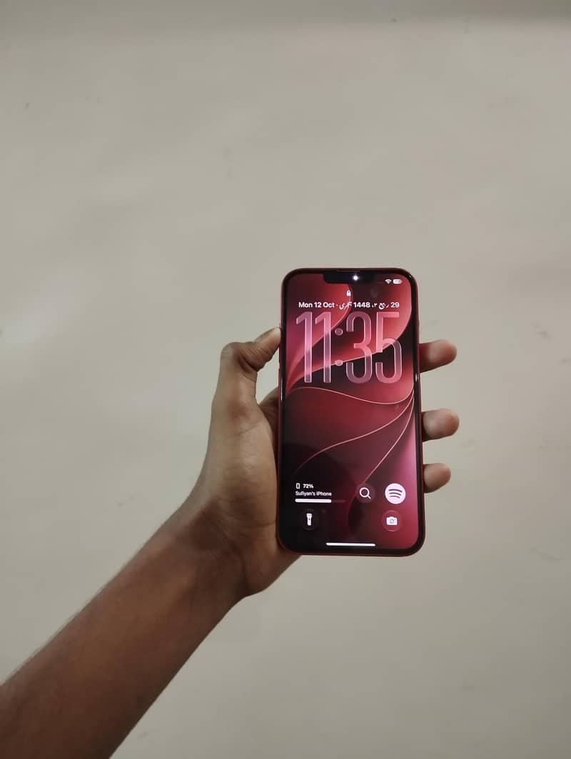 Apple iPhone 13 1