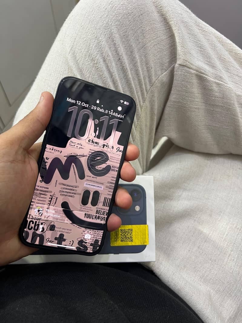 Apple iPhone 13 2