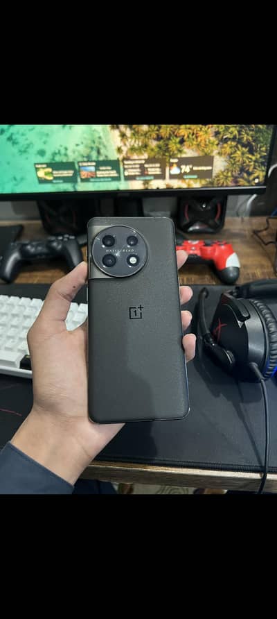 OnePlus 11