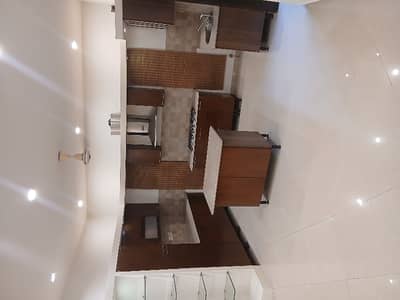 500 YARD BUNGALOW FOR RENT