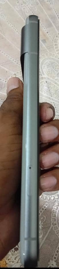 Google Pixel 8 1
