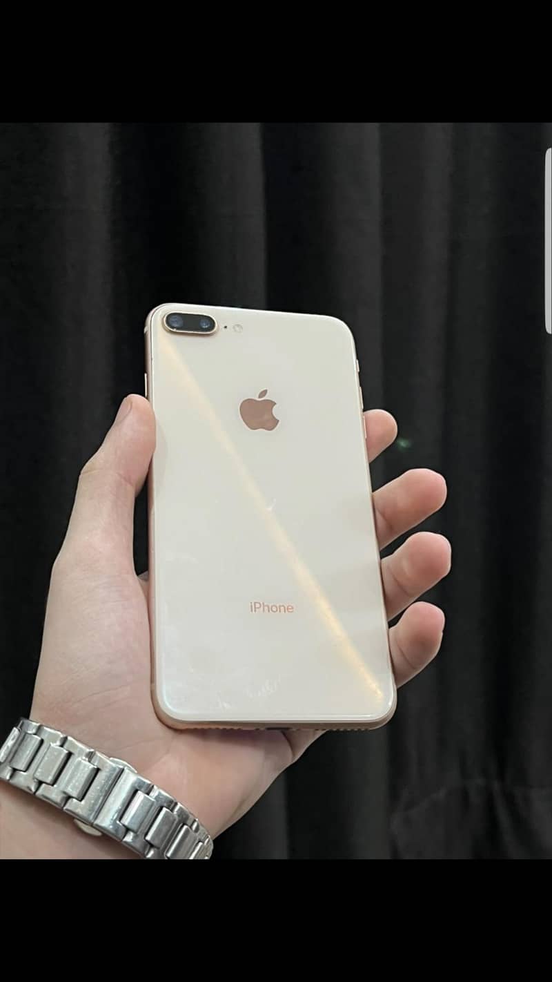 Apple iPhone 8 Plus 0