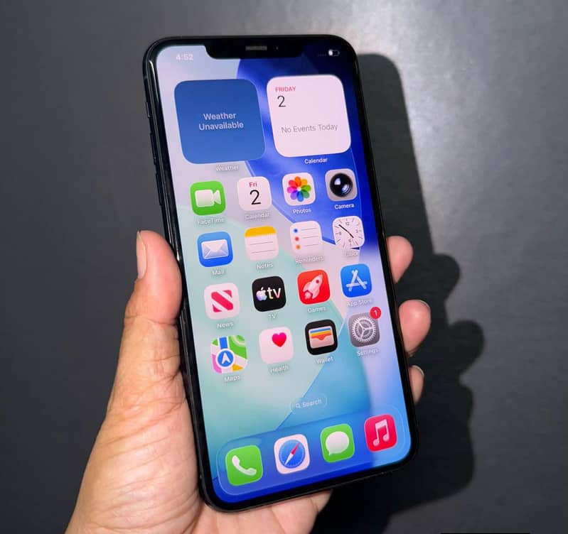 Apple iPhone 11 Pro Max 2