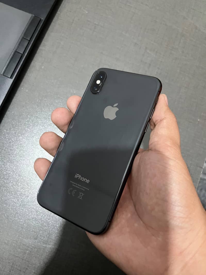 Apple iPhone XS 0