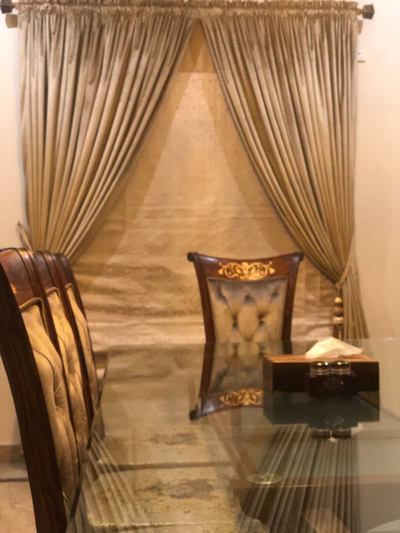 Dining Set 10/10 Condition 4