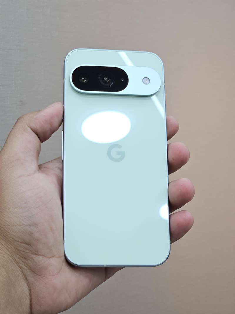 Google Pixel 9 3