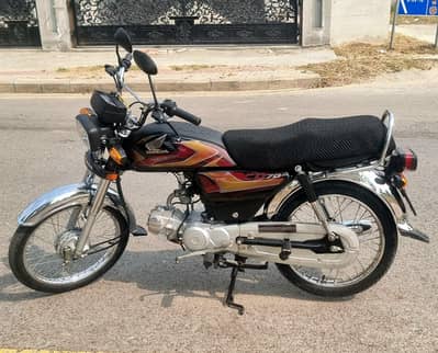 Honda CD 70 Black 2026 (APL4)
