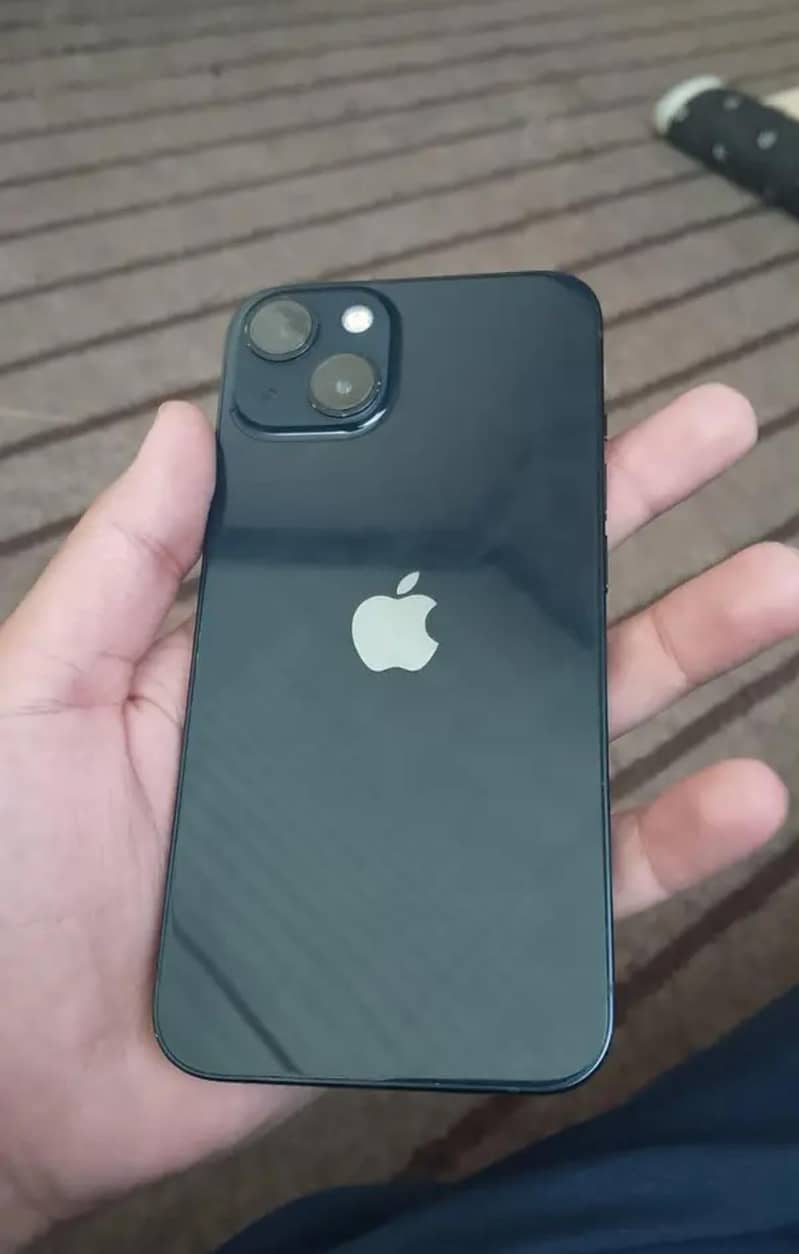 Apple iPhone 13 1